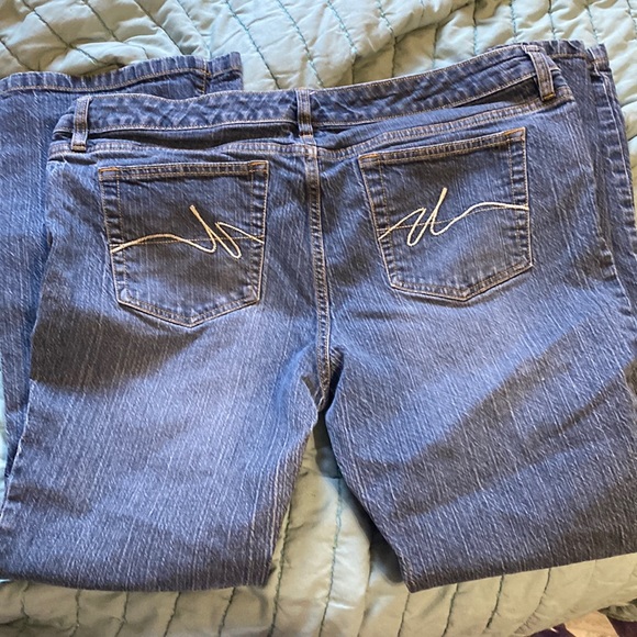 vintage lowrise bootcut jeans - Picture 2 of 3